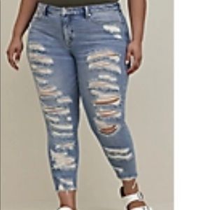 Torrid High waist straight Jean - medium wash with distressed hem.